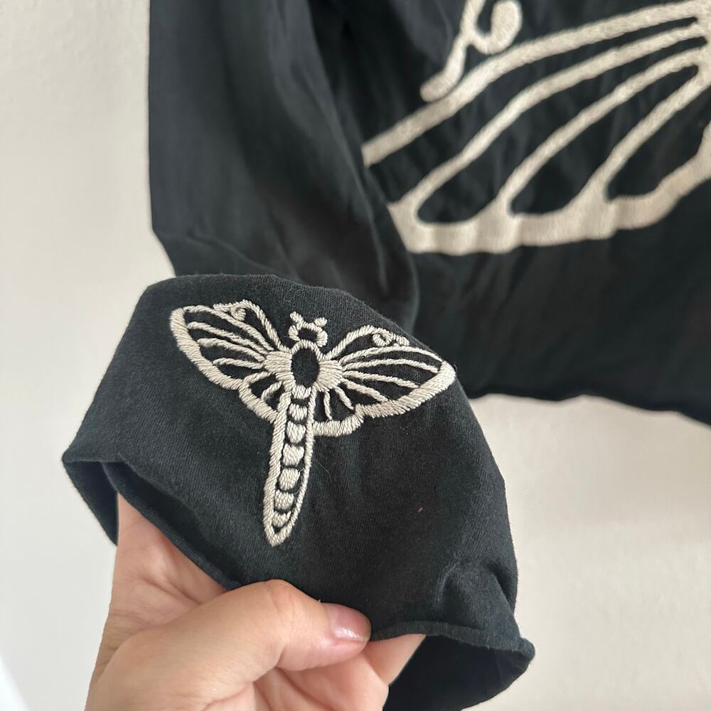 Till The End 90s Embroidered Butterfly V-Neck Long Sleeve Top Black Size Large - Picture 4 of 7